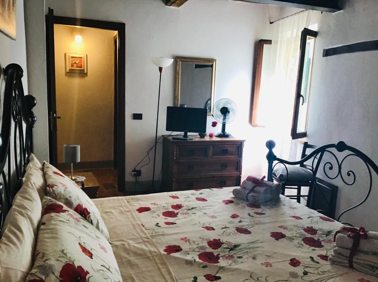 Ferienwohnung La Casina In Via Fiorita Montepulciano Stazione Exterior foto